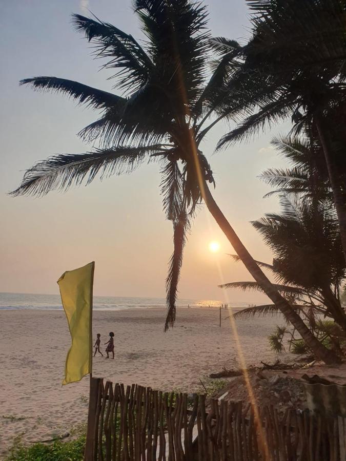 Josan Villa With A Glorious Beach And Sea View Habaraduwa Central Exterior photo